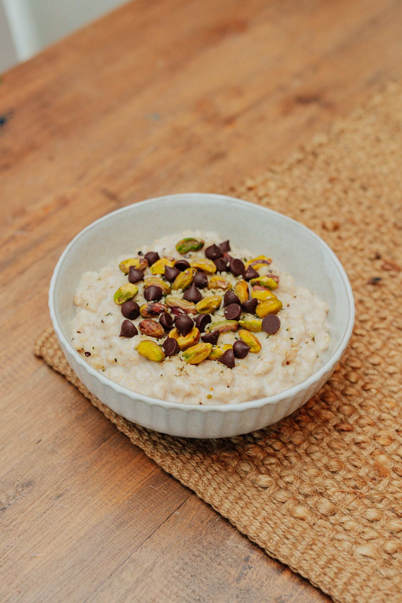 Pistachio, Hemp & Chocolate Oatmeal