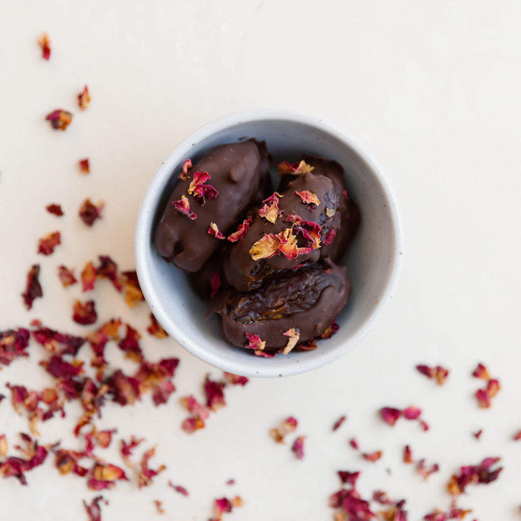 Cardamom Cashew Stuffed Dates