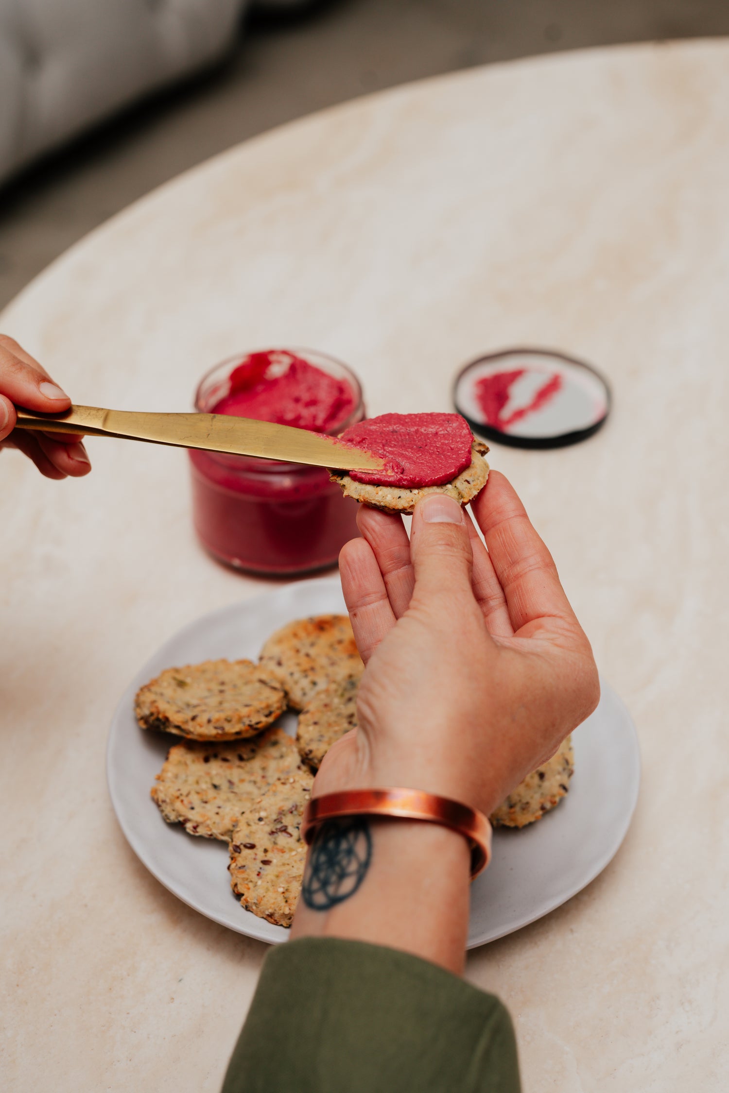 One Handed Snack Pack