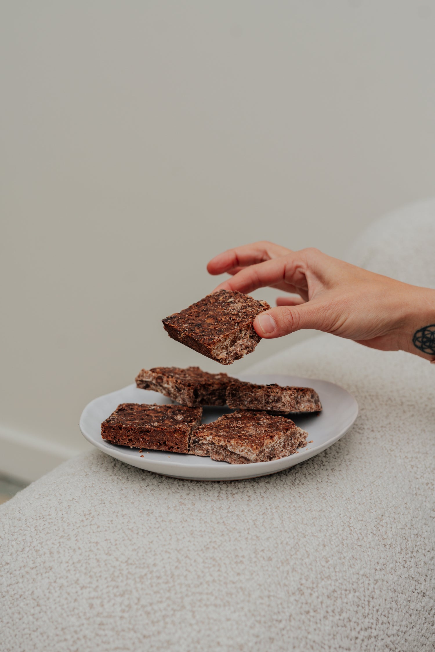 One Handed Snack Pack